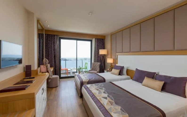 Triple room with sea view