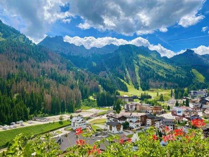 Comfort Double room with balcony and with mountain view