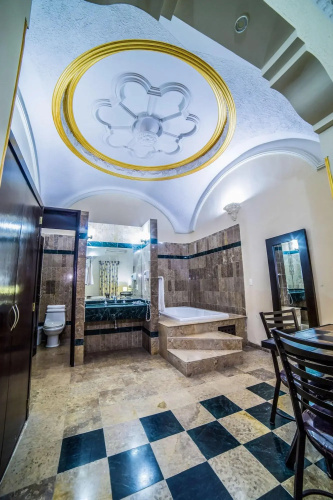 Hotel Casa Blanca