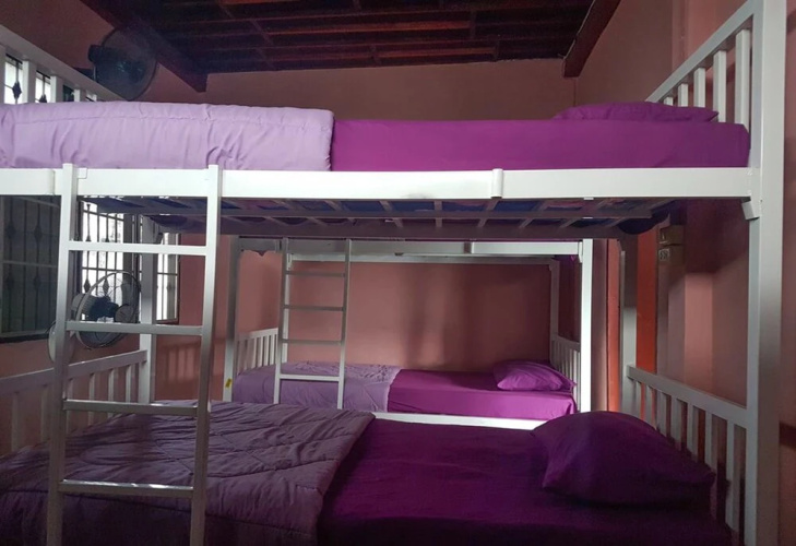 Champion Hostel 2 - Adults Only
