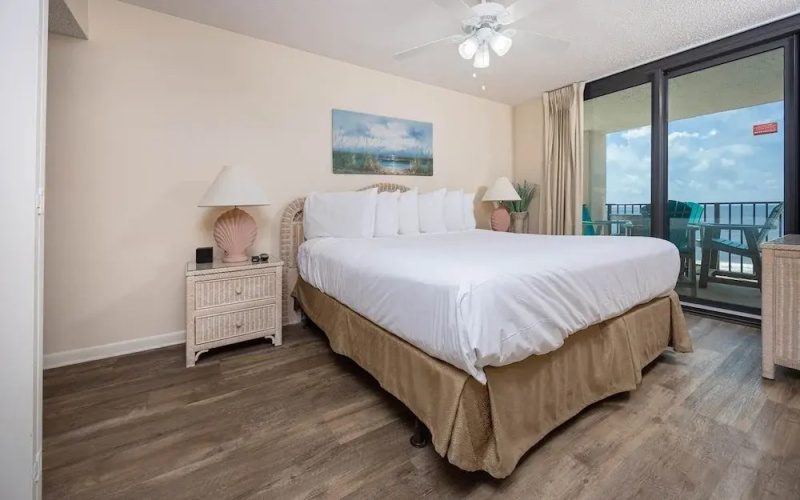 Phoenix East 704 2 Bedroom Condo