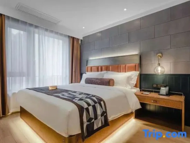 Deluxe Double Family Suite