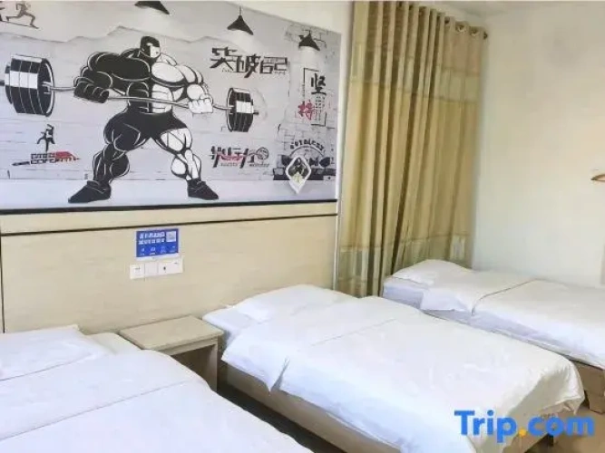 Standard Triple room