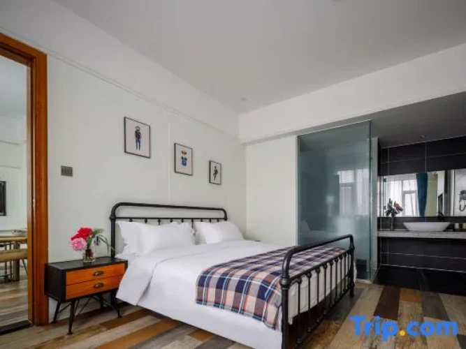 1 Bedroom Suite