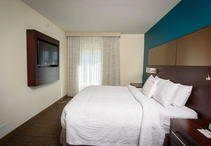 Residence Inn Cleveland Avon at The Emerald Event Center