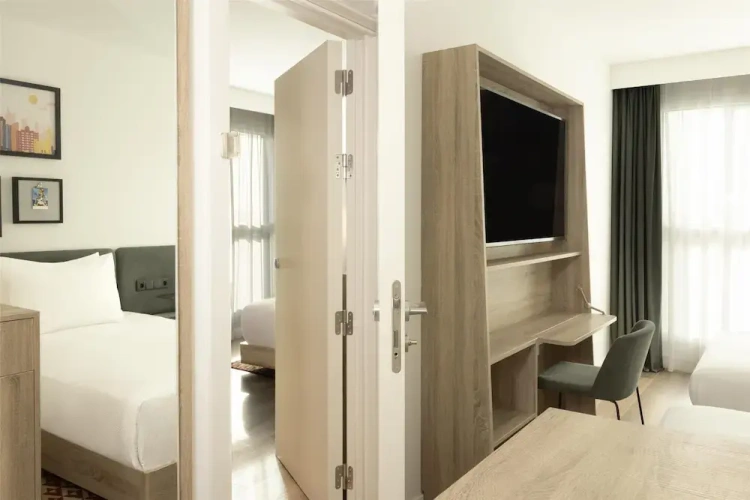Standard Twin Family room