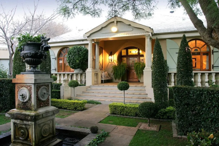 Morrells Manor House Over view