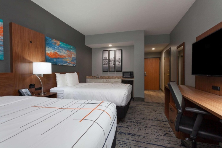 Quadruple Suite