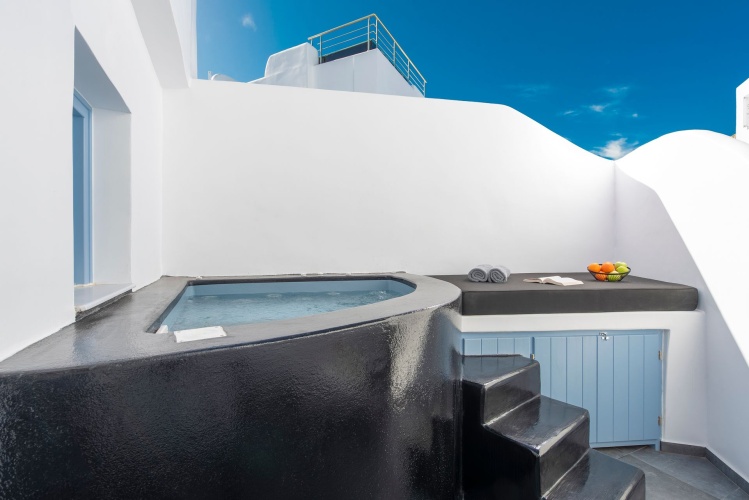 Triple Suite