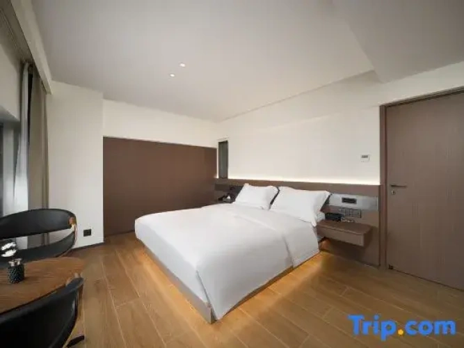 Deluxe Family Suite with sea view