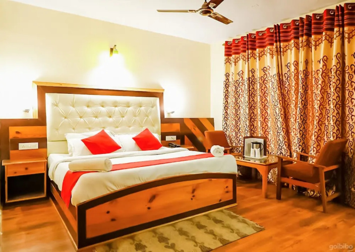 Hotel Neha Palace