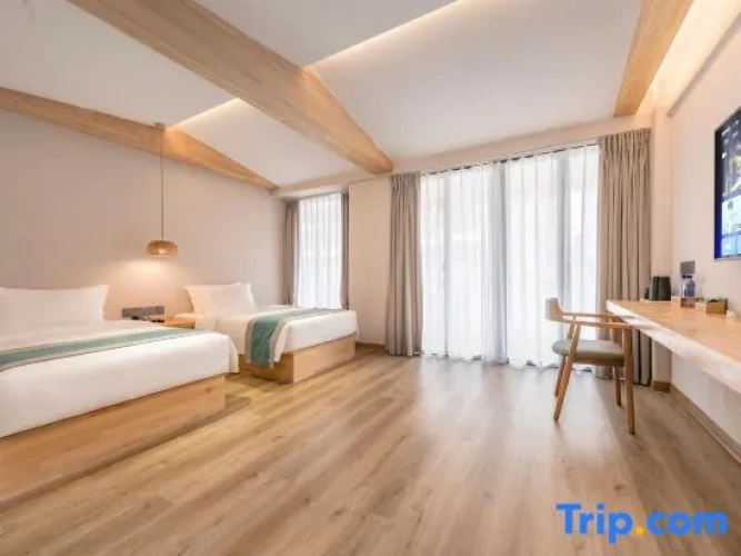 Luxury Twin room with sunset view