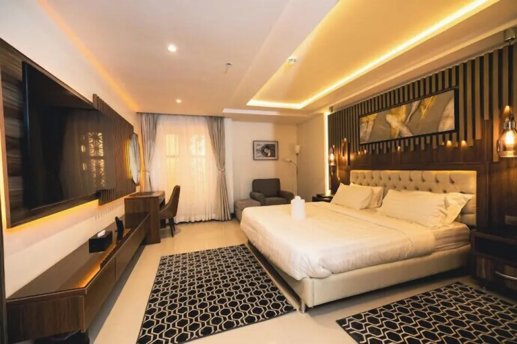 Meethaq Hotels Limited
