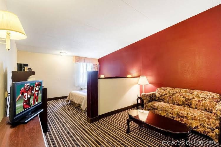 Clarion Inn & Suites