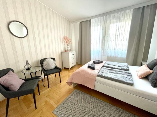 2 Bedrooms Apartment with balcony