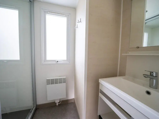 Well-maintained Chalet Near Amsterdam