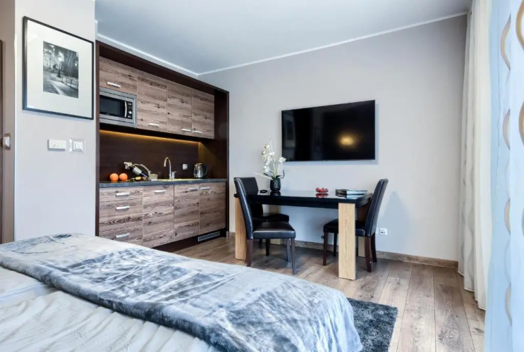 Alibi Apartments