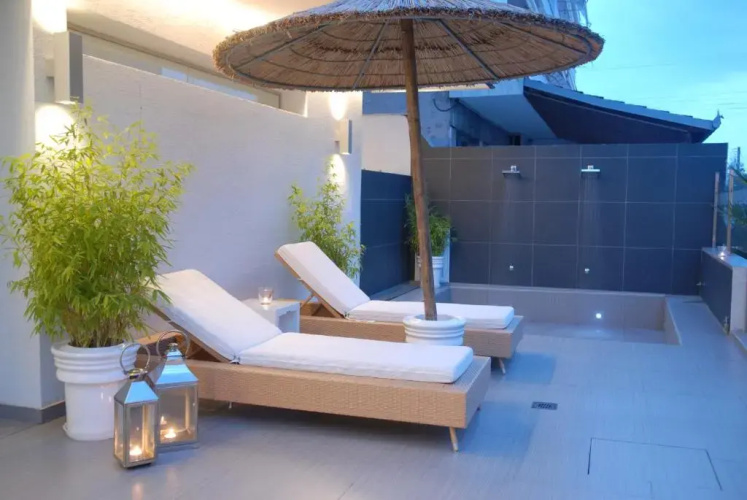 The Silk Hotel