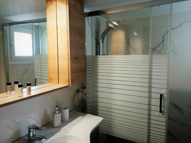 Athenian elegant apt near Acropolis
