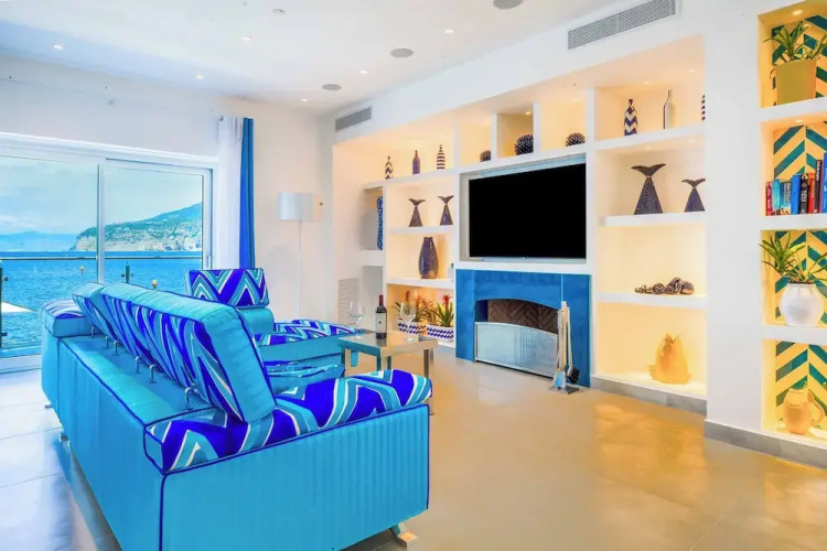 Villa Rockpool