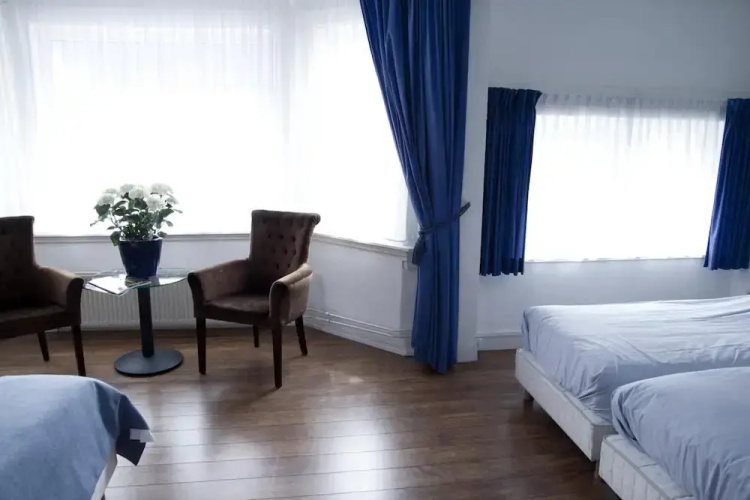 Hotel Albion