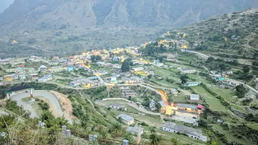 Hotel Kamal Ganga & Restaurant