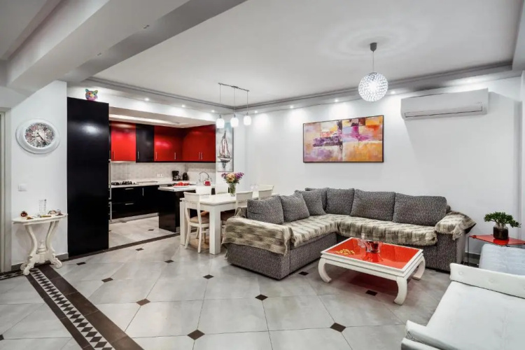 Vasili's Home - 5 Min from the City Ceter