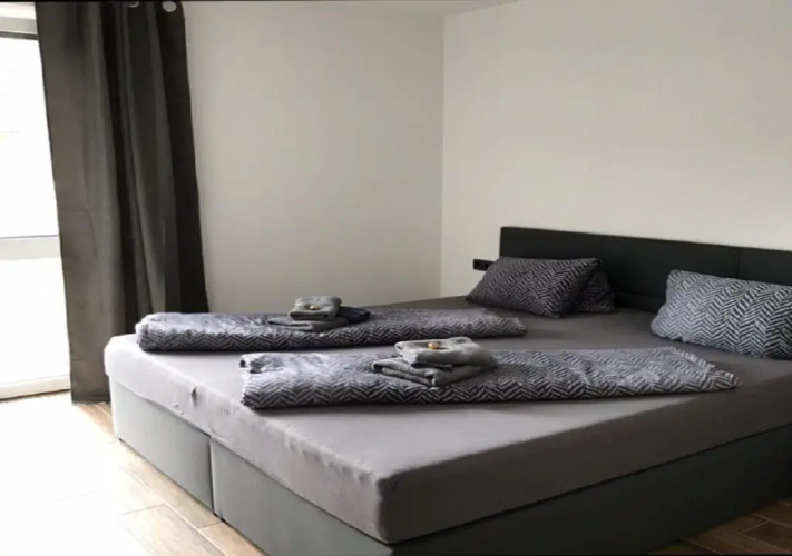 DSM Apartment Pano