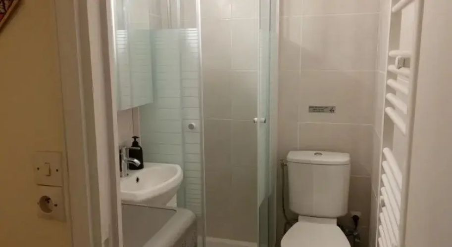 Thorigny Apartment