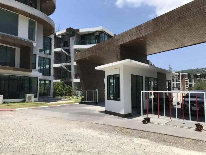 The Naithorn Condo Unit 401
