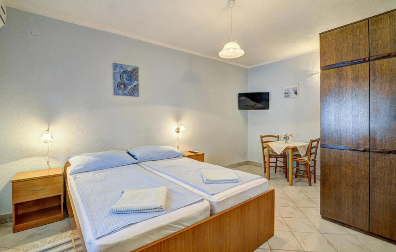 Nice Apartment in Senj With Wifi