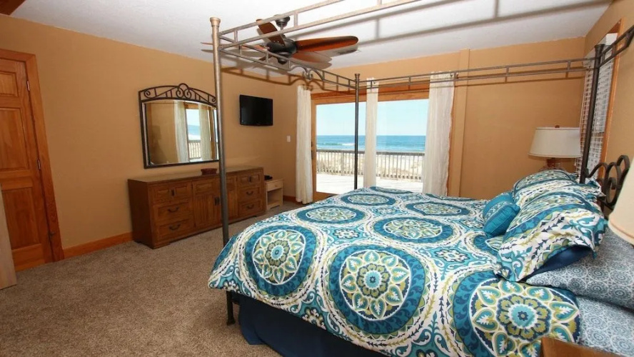 Beauty & The Beach - 5 Br Home