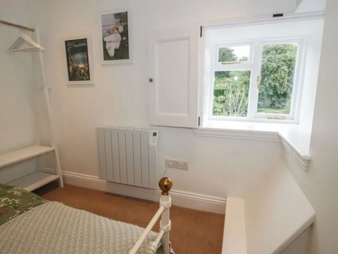Moorhen Cottage