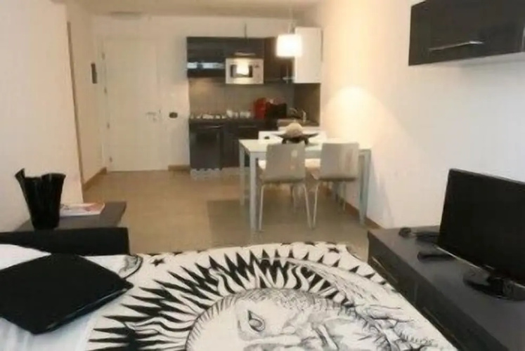 Aparthotel Lacroma