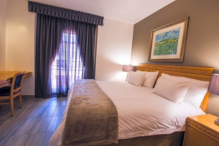 1 Bedroom Executive Suite