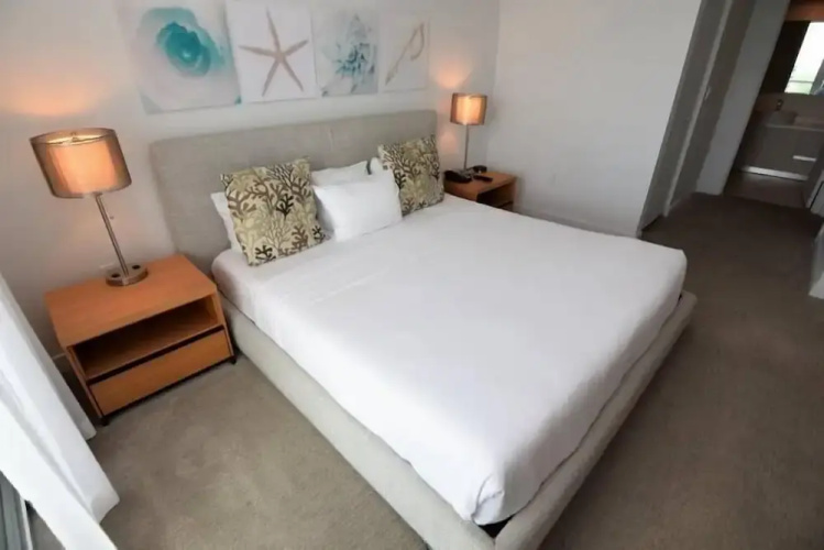 Great Bay View 2 Bed 2 Bath Residence @ Beachwalk