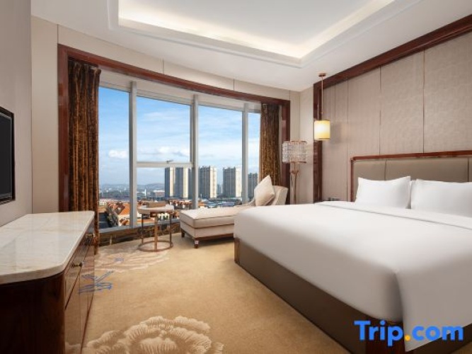 Deluxe Double Suite