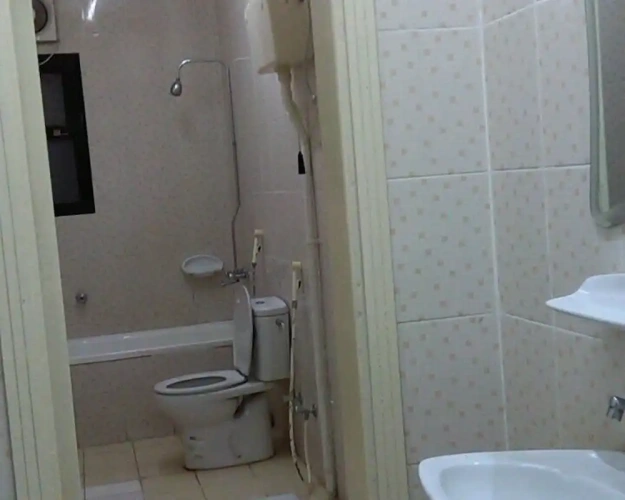 3 Bedrooms Apartment