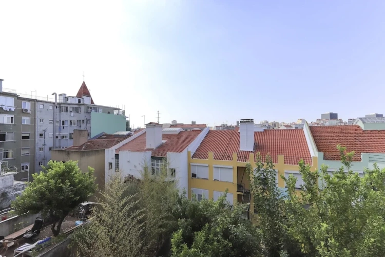 2 Bedrooms Apartment with balcony