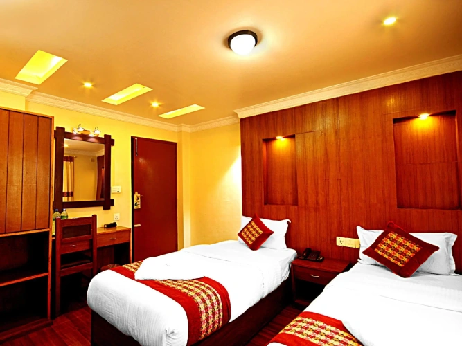 Deluxe Double room with city view