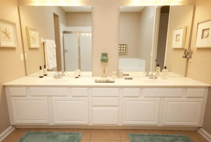 5049 Shoreway Loop #206,