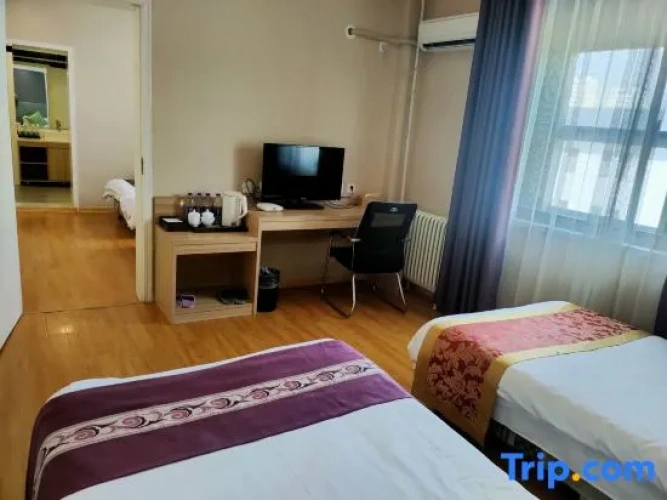 Deluxe Quadruple Suite