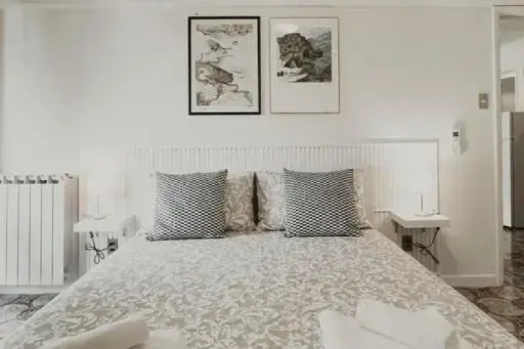 “Ivory house”with sea view