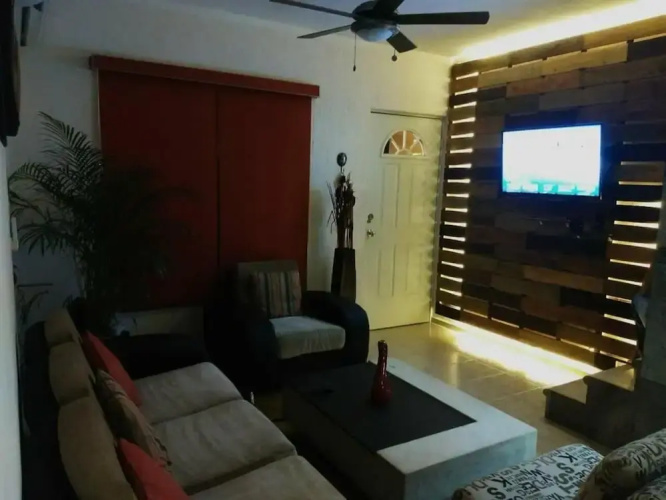 Linda Casita de Cereza