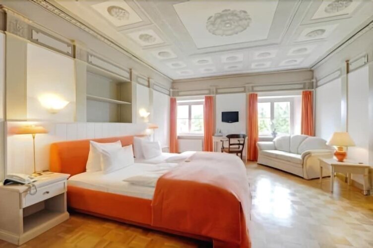 Hotel Schloss WedendorfOver view