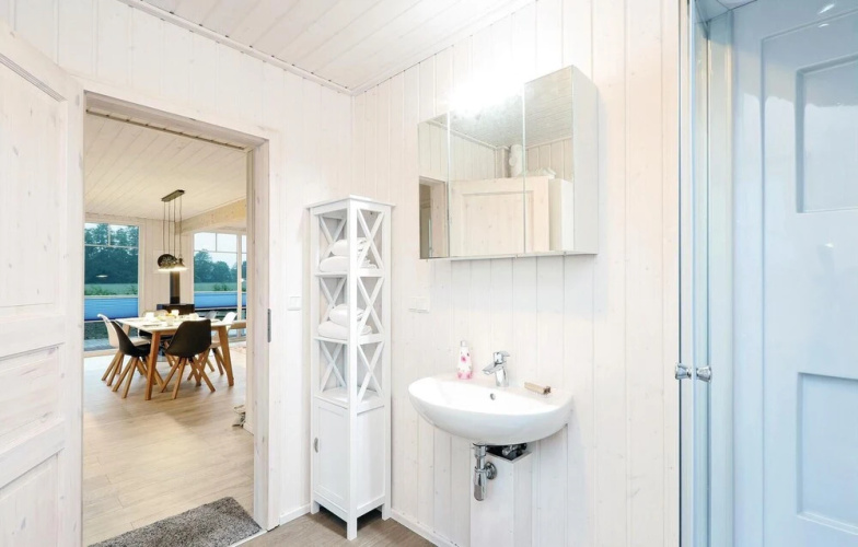 Beautiful Home in Zerpenschleuse With 2 Bedrooms