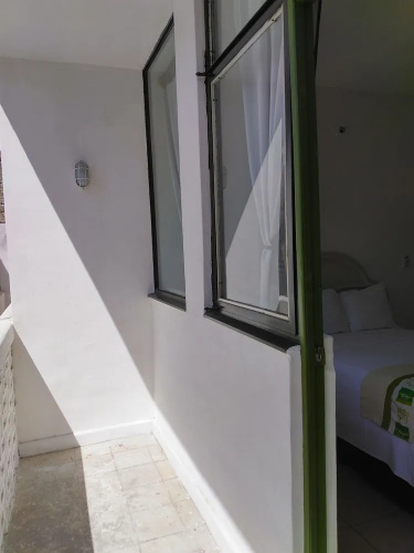 Tropicus 18 Romantic Zone Suite Room with Balcony