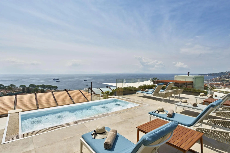 De Bonart Naples, Curio Collection by Hilton photo 23
