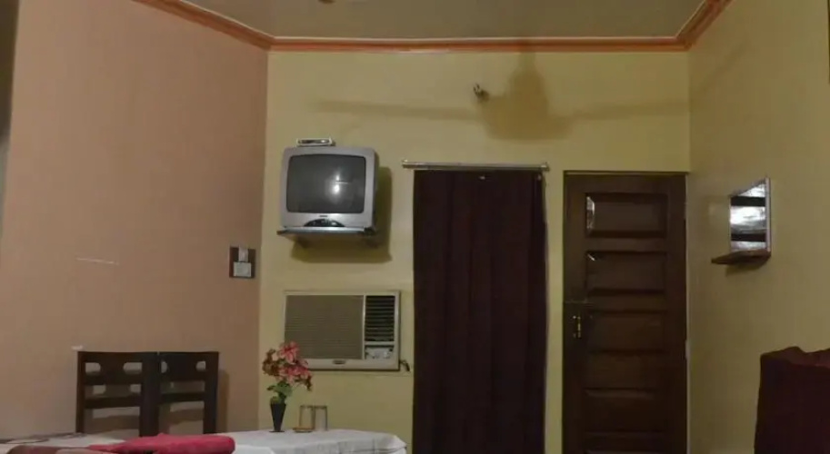 Hotel Sandeep