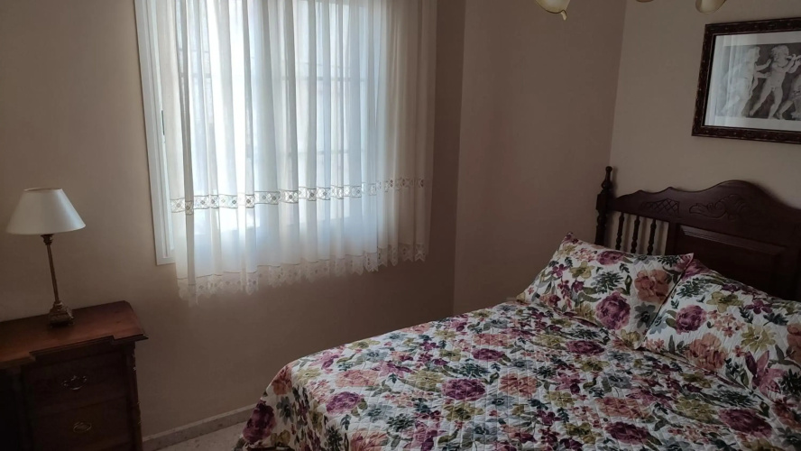 Apartamento junto a paseo Marítimo, centro de Torre del Mar